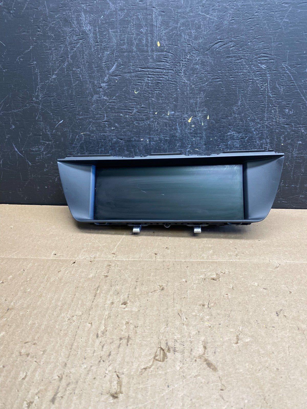2011-2016 BMW F10 528i 550i Central Information Display Monitor Screen AC6682 DG0