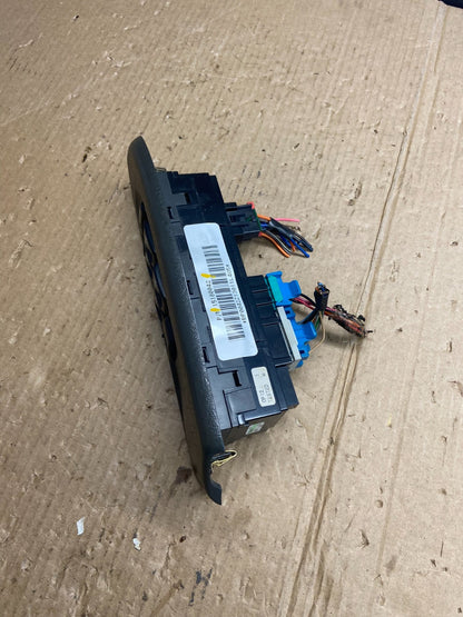 2002-2005 Chevrolet Trailblazer Left Driver Window Control Switch AE4042 DG1