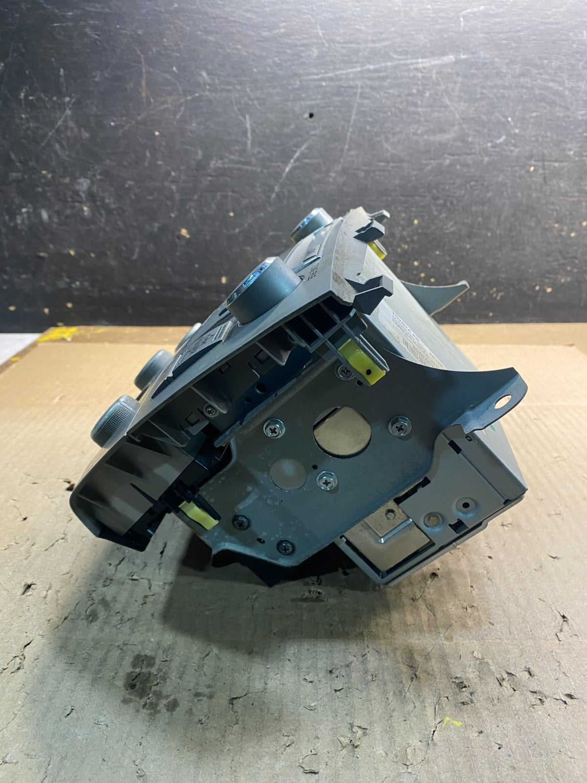 2007  2008 Toyota Solara Am Fm Cd Player Radio Climate Control Z5370 DG2