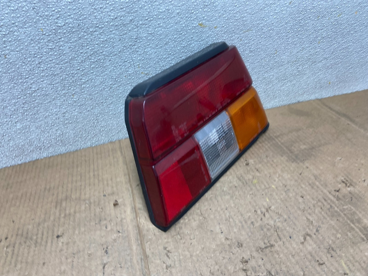 1983 1984 Toyota Tercel Hatchback Right Passenger Side Tail light AA66062