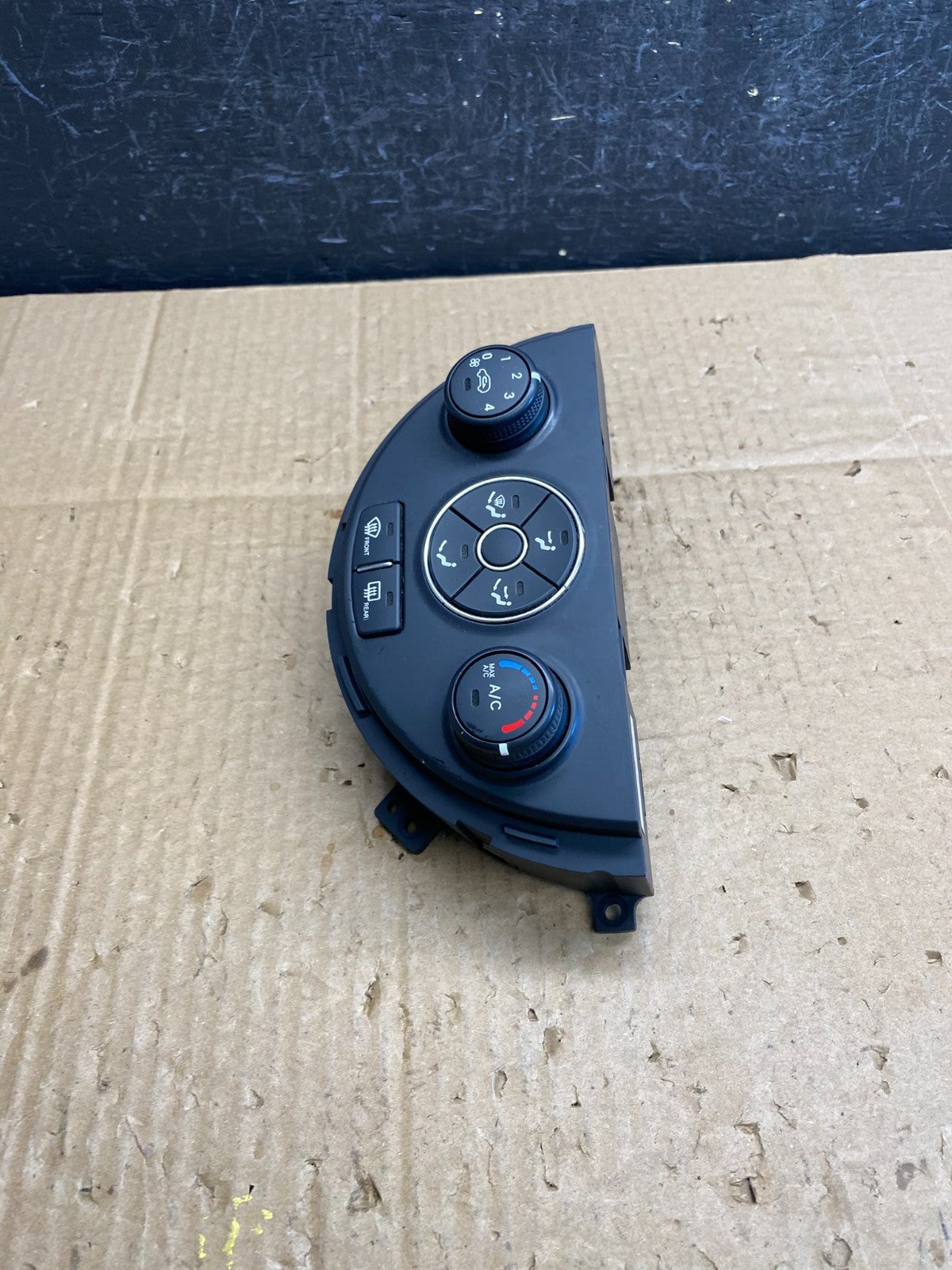 2012 to 2013 Kia Soul AC Heat Climate Control Switch Trim Bezel Black ac9561 DG2