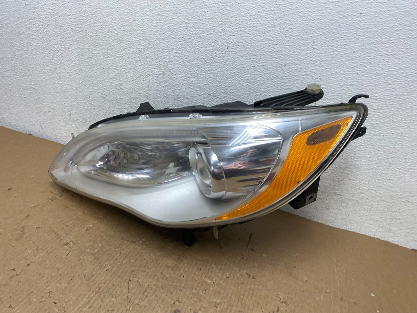 2011 2012 2013 2014 Chrysler 200 Left Driver Lh Side Headlight AD8137 DW1