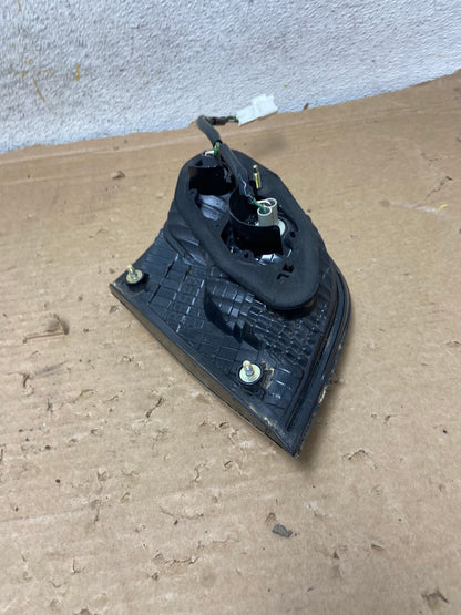 2002 2003 2004 Lexus ES300 ES330 Left Driver Lh Inner Tail Light AH8924 LK5