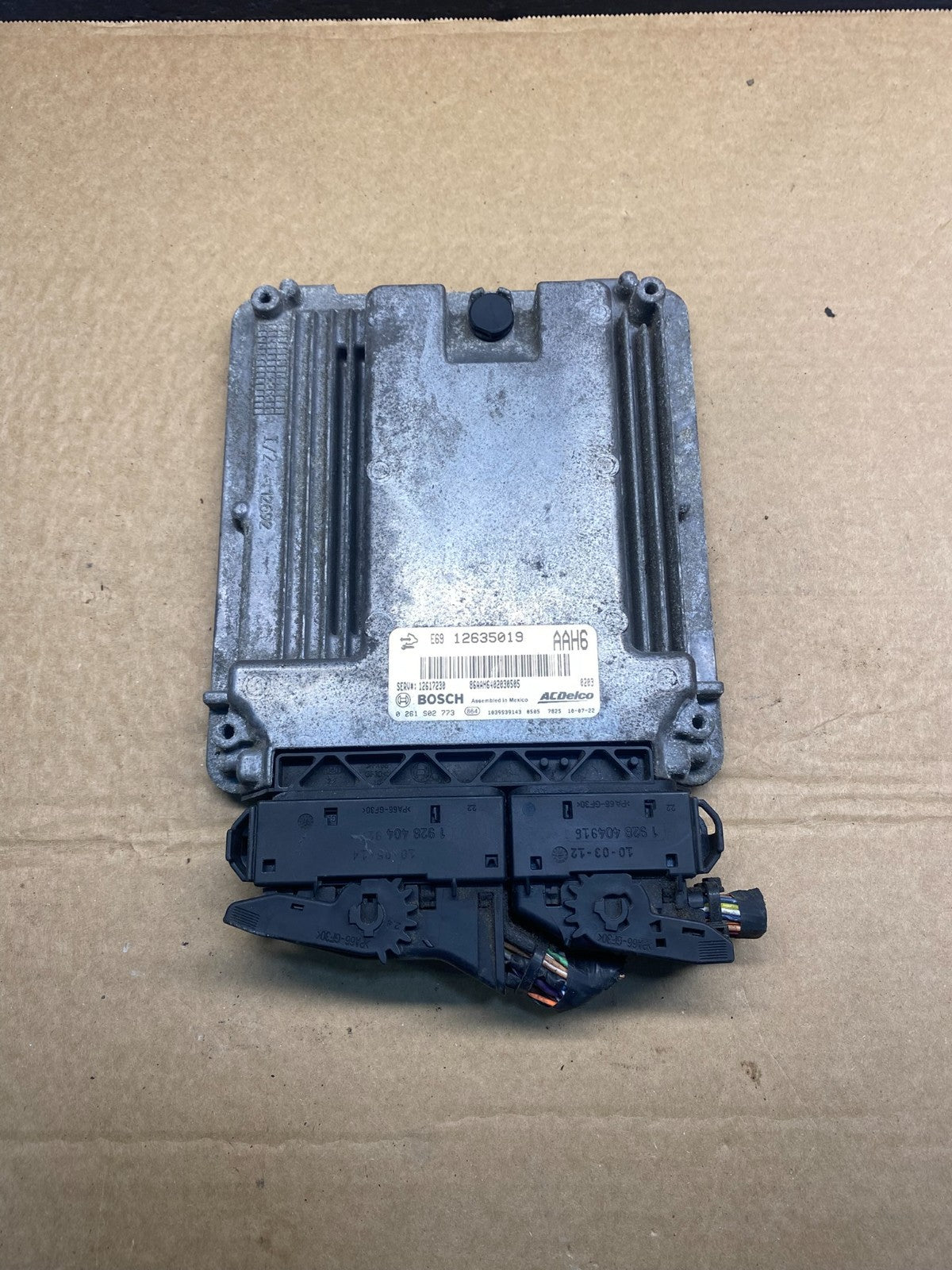 2010 2011 GMC Acadia Traverse Engine Control Module ECM ECU 12635019 AF7594 DG0