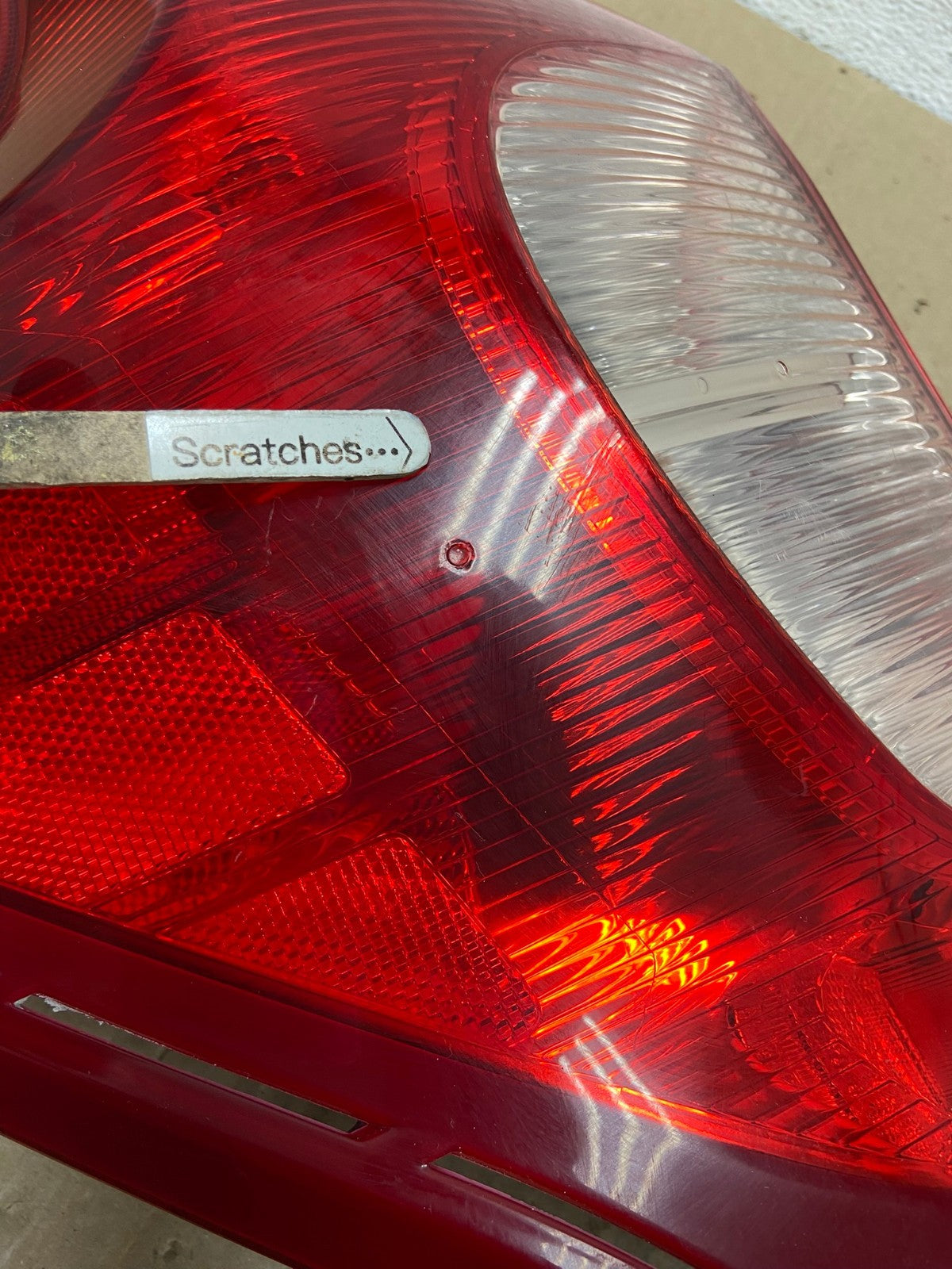 2014 - 2019 Nissan Versa Note Hatchback Left Driver LH Tail Light AE9799 LK3