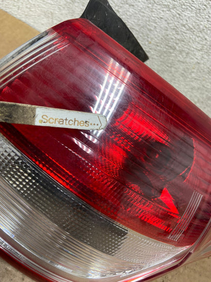 2013 to 2016 Ford Escape Right Passenger RH Side Tail Light AI5517 LK3