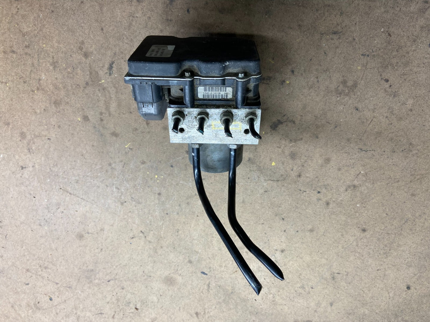 2009 to 2011 Jaguar XF X250 ABS Anti-Lock Brake Pump Module M7339 PS1