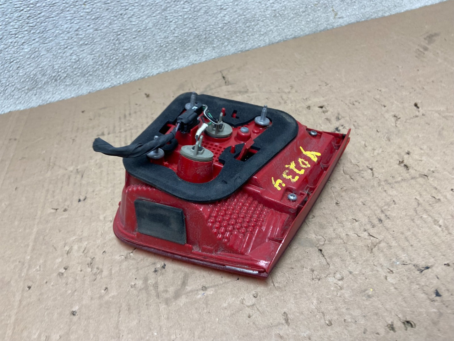 2013-2016 Chevrolet Malibu Left Driver Lh Side Inner Tail Light Oem Y0234 DW5