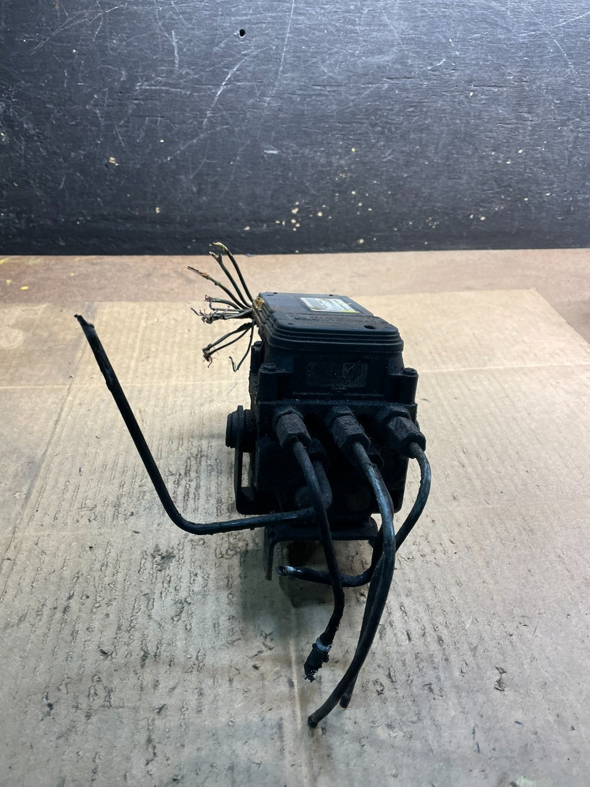 2009 2010 Ford E250 E350 Econoline Anti-Lock ABS Antilock Brake Pump y7356 DG1