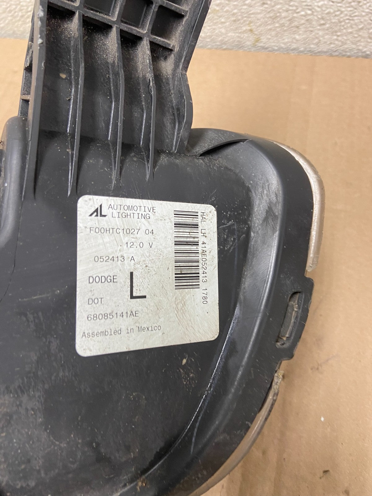 2013 to 2016 Dodge Dart Left Driver LH Halogen Black Headlight Oem AB2546 DW10