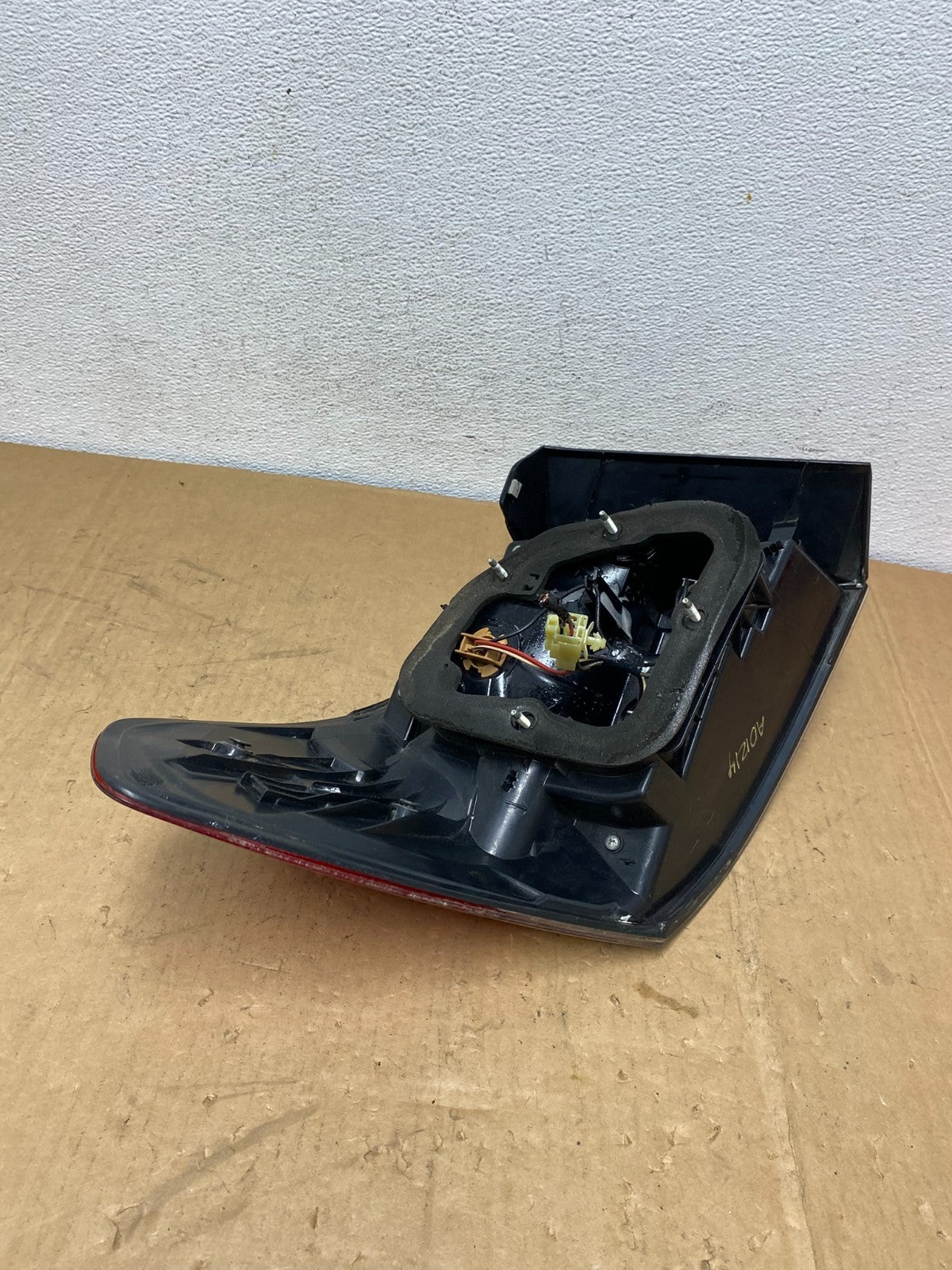2010 to 2014 Subaru Legacy Right Passenger Rh Side Tail Light AD1214 DW6