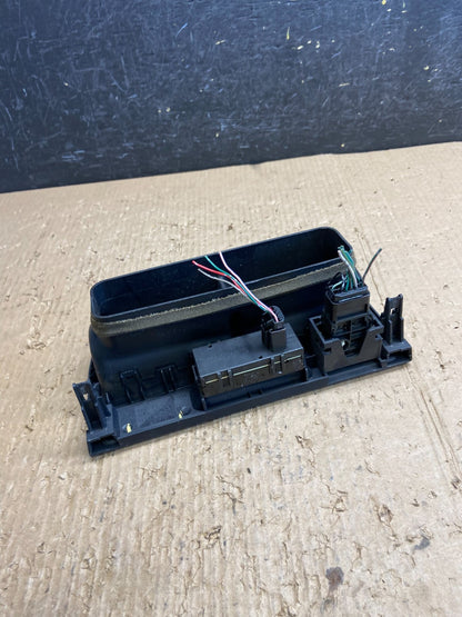 1997 to 2001 Lexus ES330 ES300 Front Center Side Air Vent AF1714 DG4