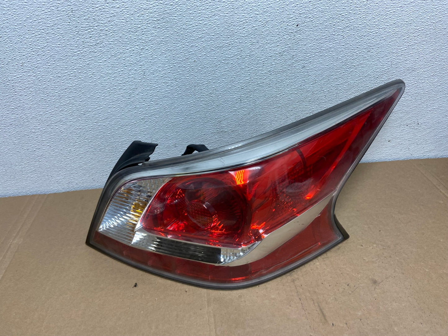 2013 2014 2015 Nissan Altima Right Passenger RH Side Tail Light AC5619 LK0