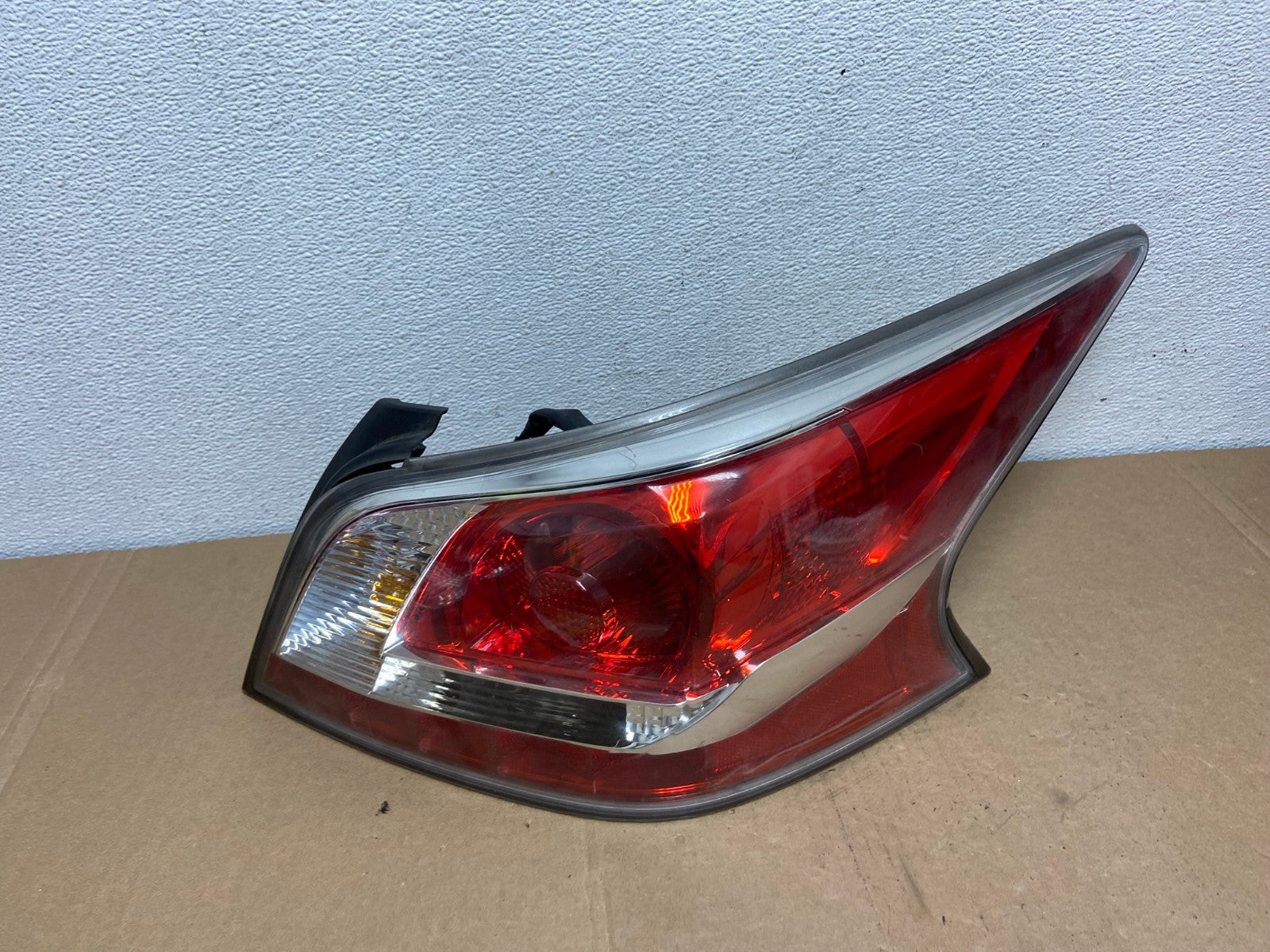 2013 2014 2015 Nissan Altima Right Passenger RH Side Tail Light AC5619 LK0