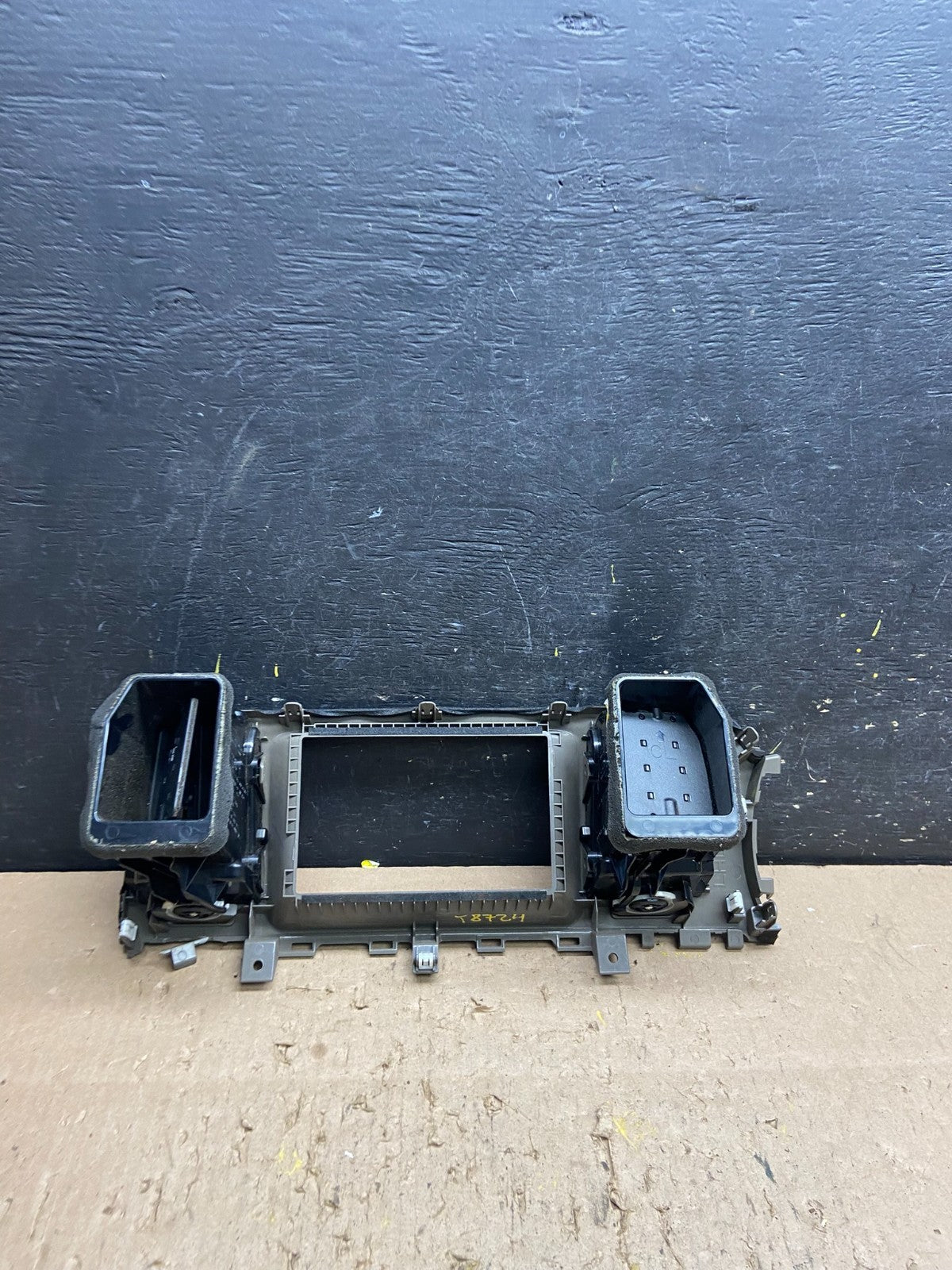 2009-2014 Nissan Murano Radio Center Console Display Bezel Air Vent t8724 DG4