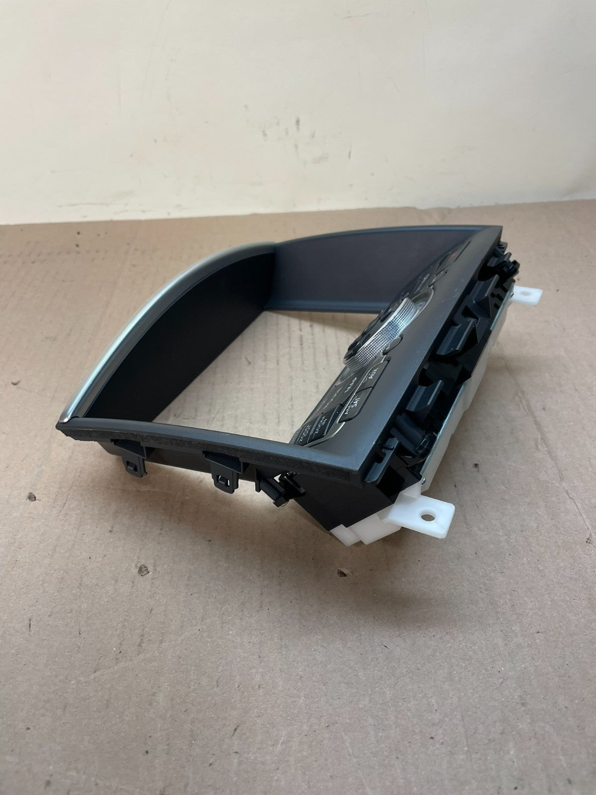 2014 to 2017 Infiniti QX50 Radio Player Climate Control Panel Bezel aj0721 DG1