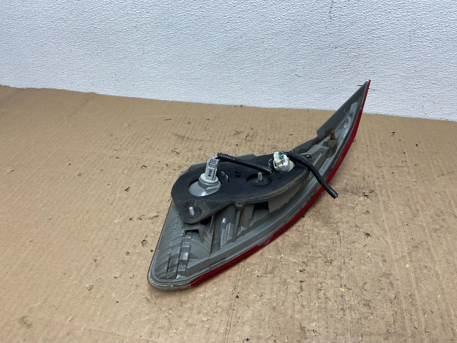2009 to 2012 Toyota Venza Right Passenger RH Side Inner Tail Light OEM AC0138 DG6