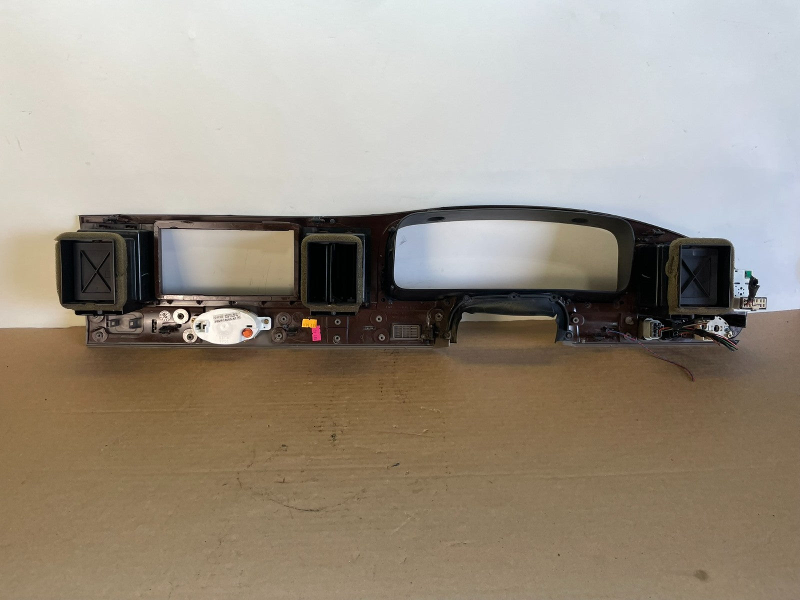 1998 - 2001 Lincoln Town Car Dash Speedometer Cluster Radio Bezel Trim af8445 DG6