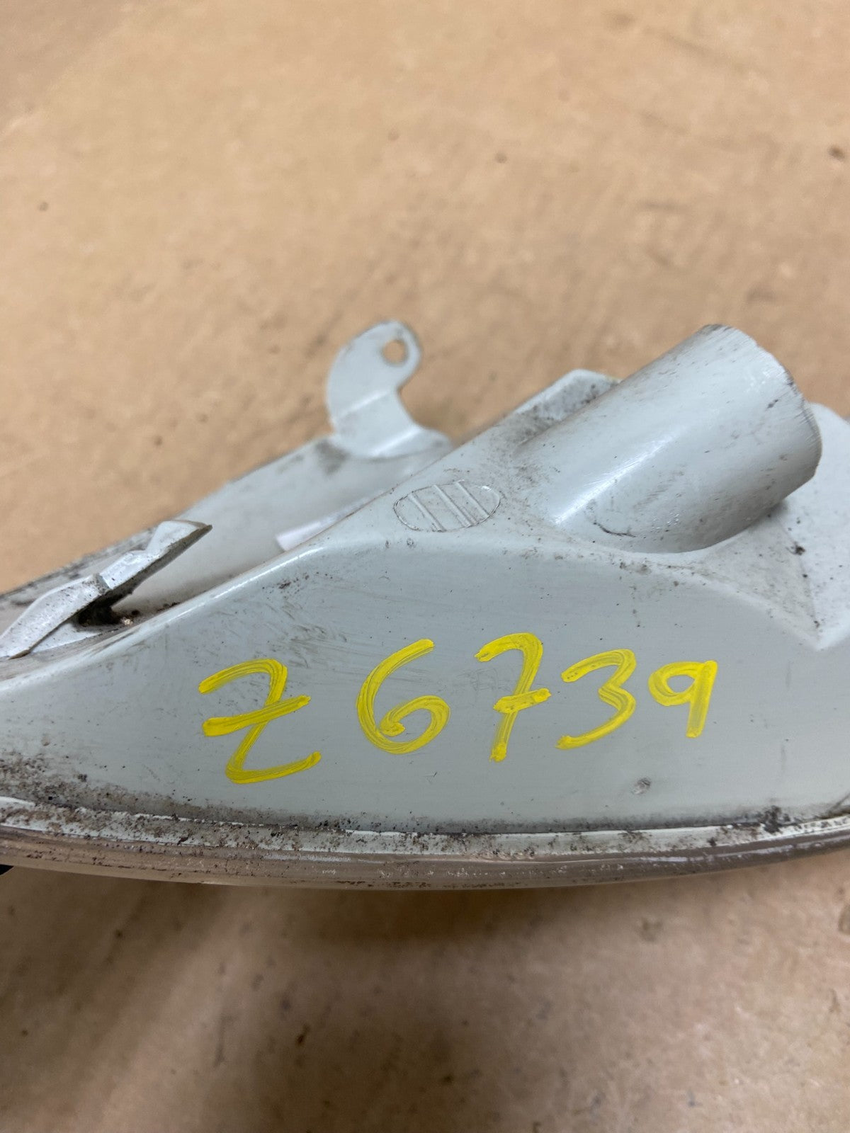 1999-2001 Toyota Solara Right Passenger RH Front Turn Park Signal Z6739 DW5