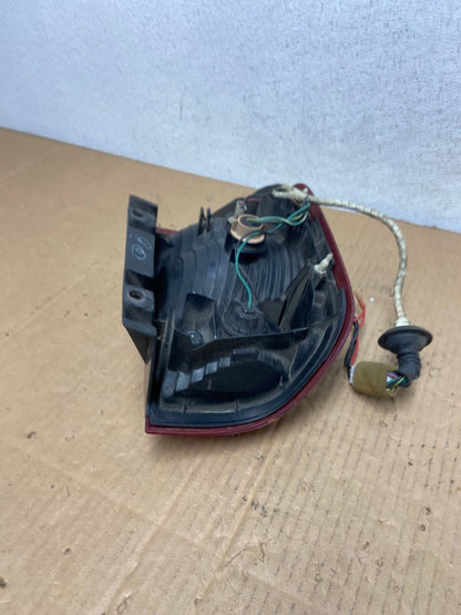 1999 to 2004 Nissan Pathfinder Right Passenger Rh Side Tail light AD0955 LK6