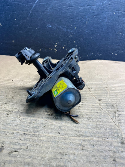 2007 to 2013 BMW X5 E70 Rear Windshield Wiper Motor OEM aa7228 DG2