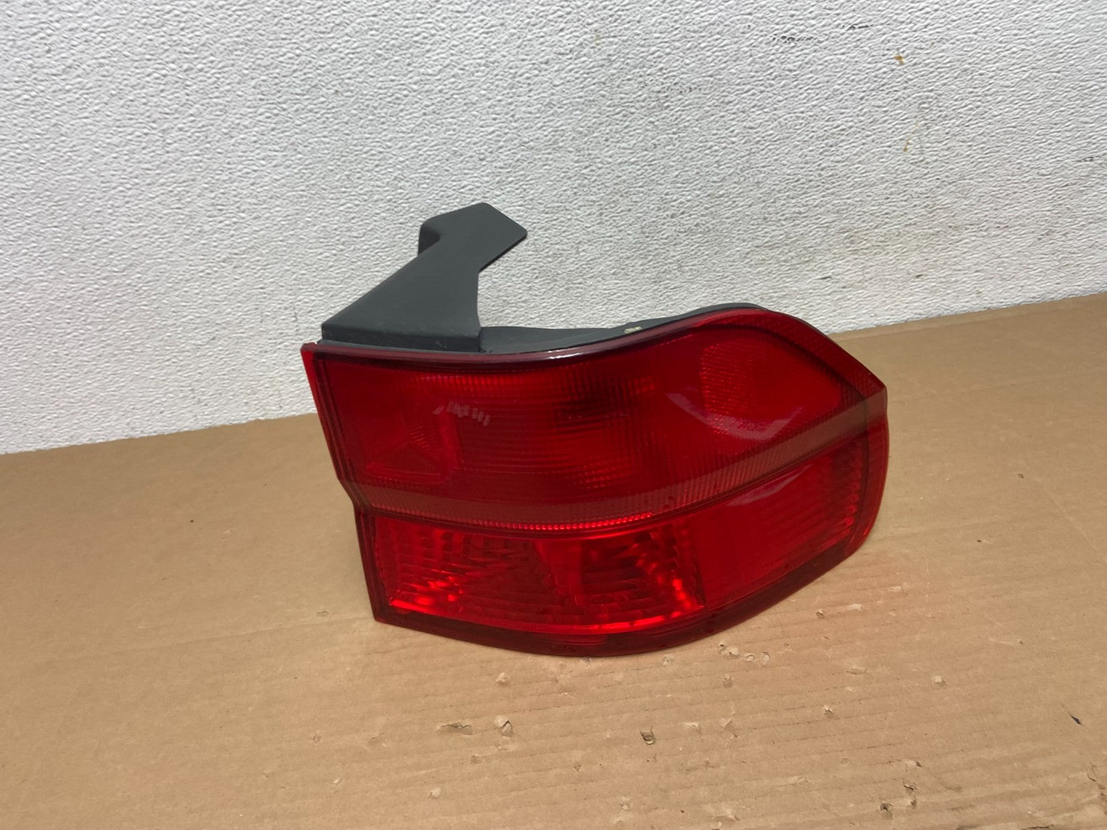 1999 2000 2001 Honda Odyssey Right Passenger Side Tail Light AD4188 DG0