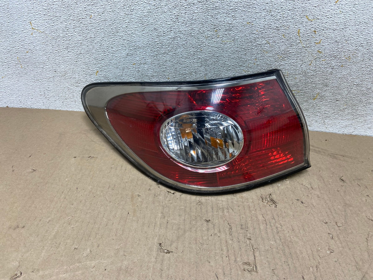 2002 to 2004 Lexus ES300 ES330 Left Driver Side Tail Light DEPO AH7640 LK0