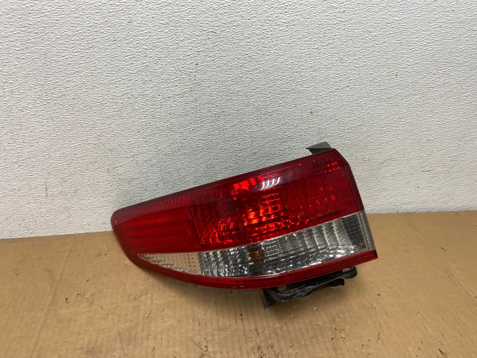 2003 to 2004 Honda Accord Sedan Left Driver Lh Side Tail light AD0963 LK0