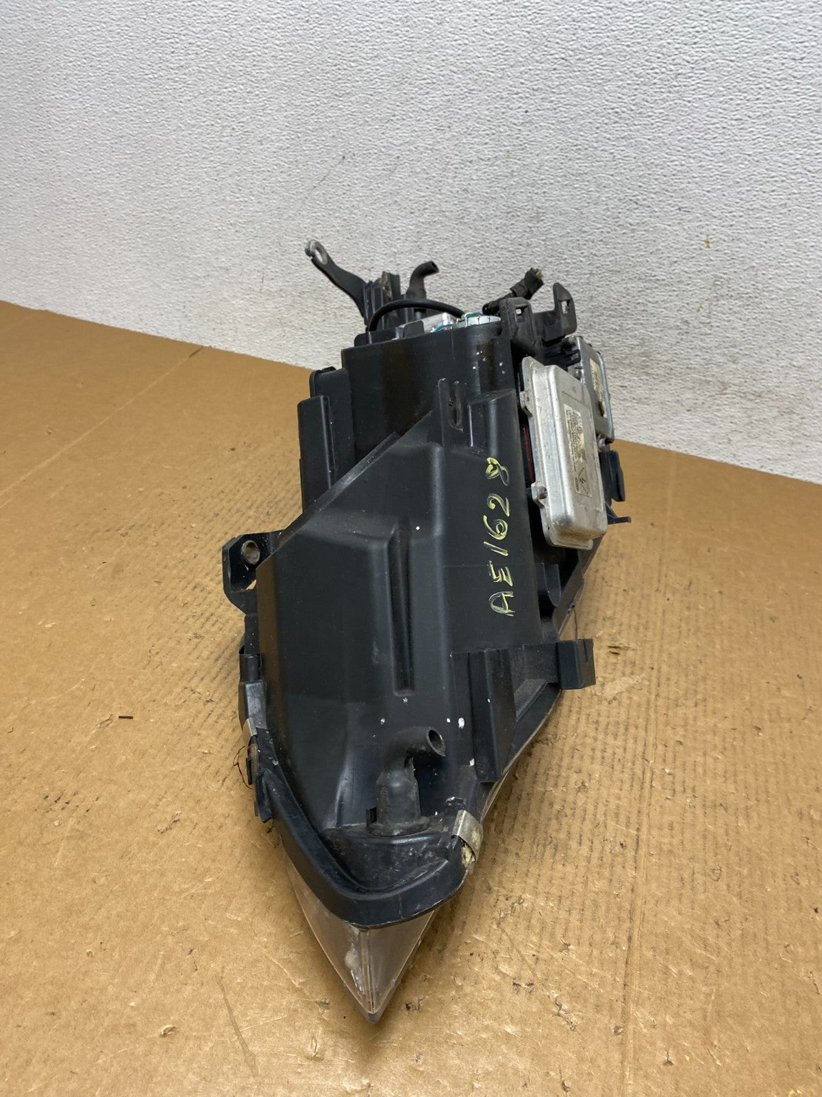 2008 to 2010 Bmw 5 Series 535I 550I AFS Xenon Hid Right Headlight AE1628 DW10