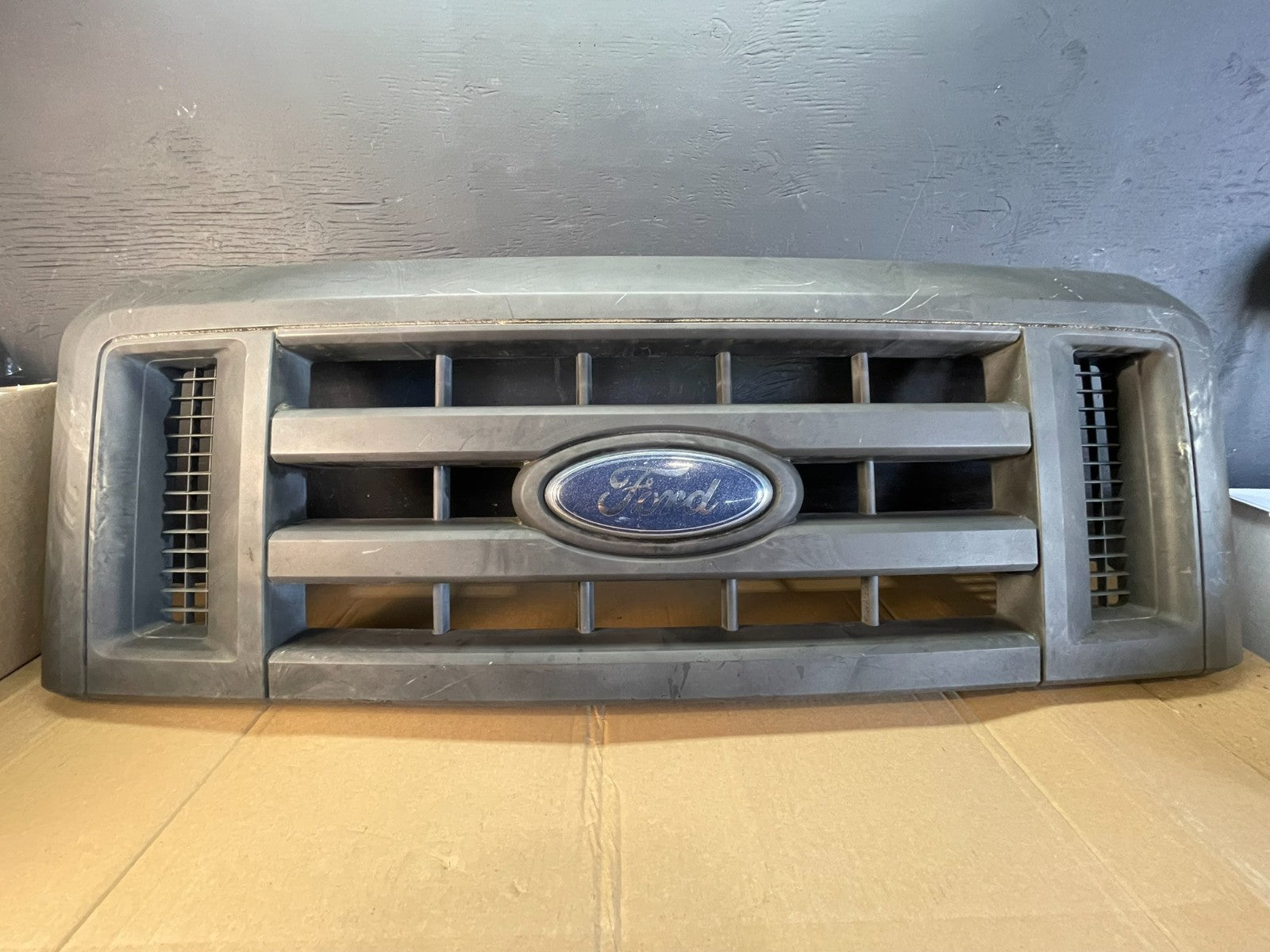 2008 to 2014 Ford Econoline E150 E250 Front Upper Black Grill Grille AC5263 DG0