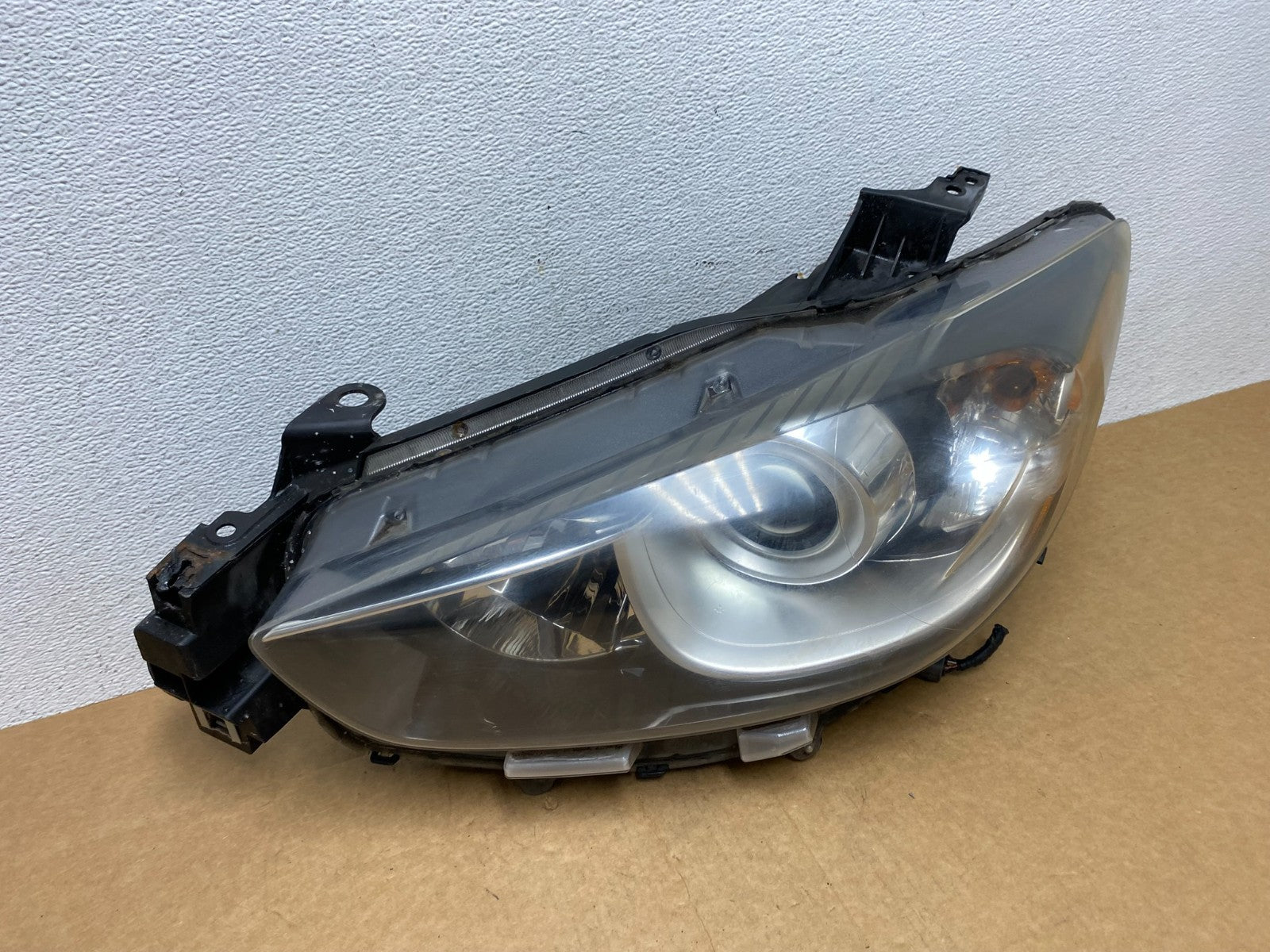 2013 to 2016 Mazda CX-5 CX5 Left Driver Lh Side Halogen Headlight AD4461 DG2