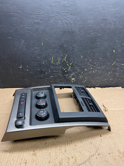 2008 to 2012 Jeep Liberty Dash Climate Temperature Control Radio Bezel Y7793 DG4