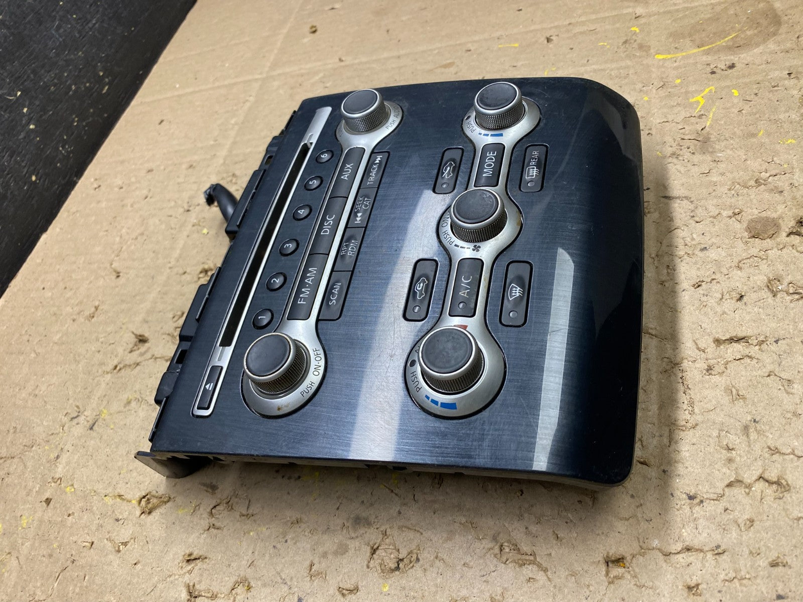 2009 2010 Nissan Maxima Radio Panel Climate Control Bezel Trim OEM u5494 DG2