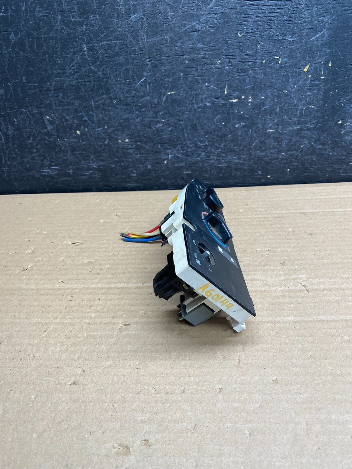 1997-2014 Ford Van Econoline E150 E250 Heater Climate Fan Control AG0144 DG1