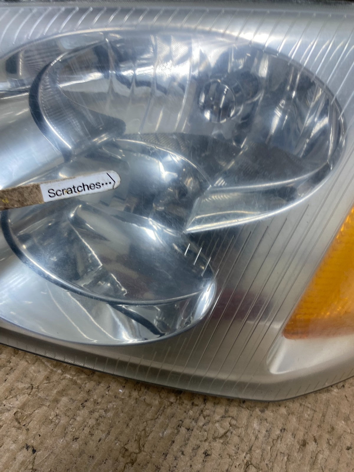 2002 to 2009 Gmc Envoy Left Driver Lh Side Headlight Halogen Oem AC4159 DW3