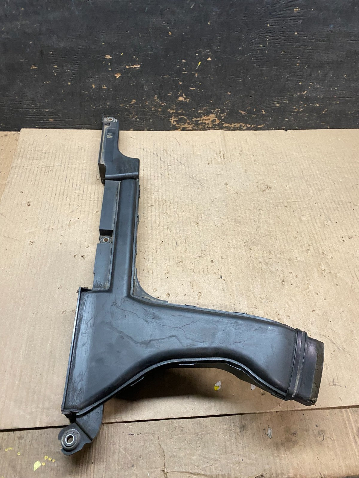 2009 to 2014 Nissan Maxima Upper Air Intake Duct u7732 DG3