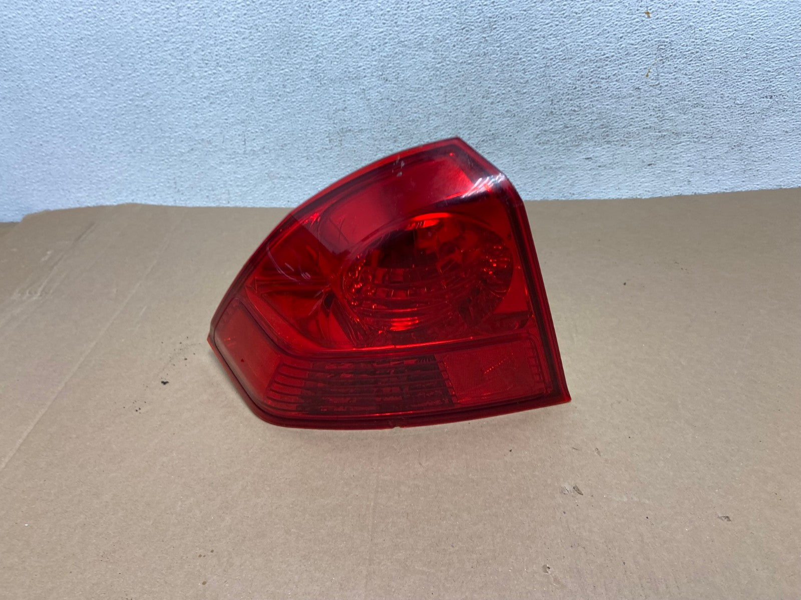 2003 2004 2005 Honda Civic Sedan Left Driver LH Side Tail Light AD6394 LK0