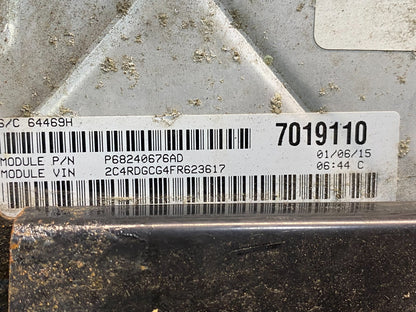 2015 Dodge Caravan Engine Control Unit ECU Module p68240676ad AE6264 DG2