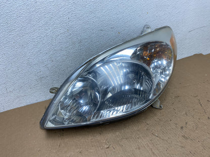 2003 to 2008 Toyota Matrix Left LH Side Halogen Headlight AD8129 DW2