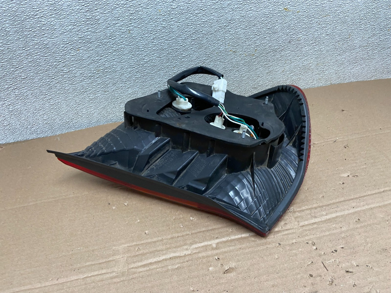 2002 2003 2004 Toyota Camry Tail Light Right Passenger Rh Side TYC AB1345 LK5