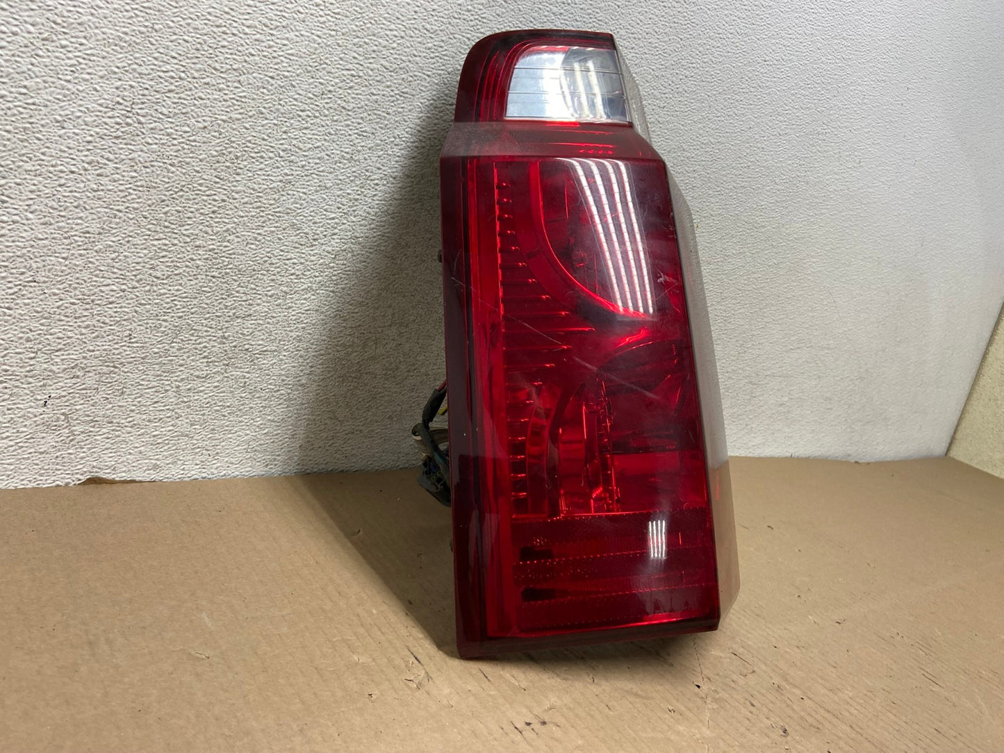 2006 to 2010 Jeep Commander Left Driver Side Tail Light AG7943 LK1