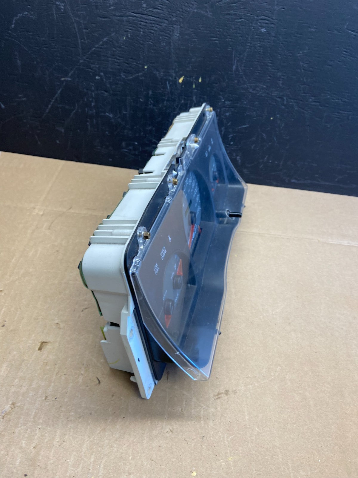 2003 to 2005 Mercury Grand Marquis  Speedometer Instrustment Cluster AB9217 DG1