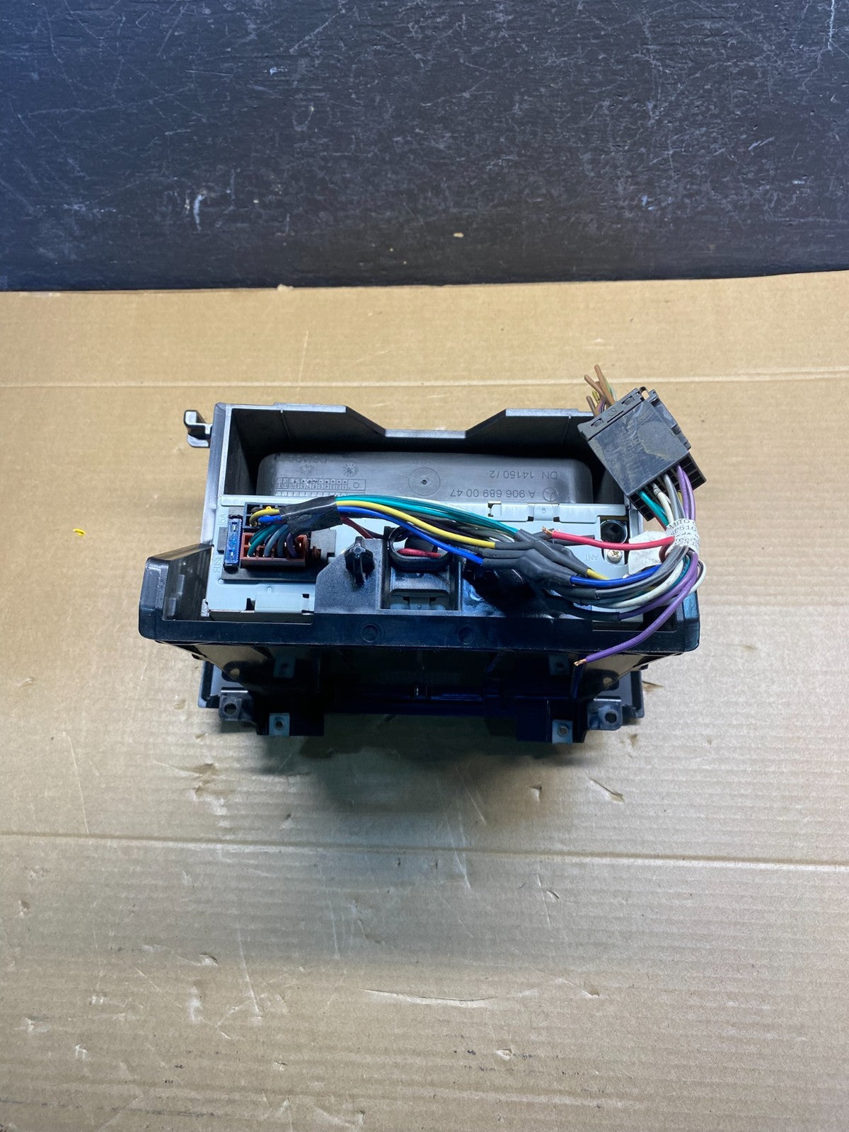 2009 Freightliner Sprinter CD PLAYER Equipment Radio PANASONIC CQ5101U AD6609 DG5