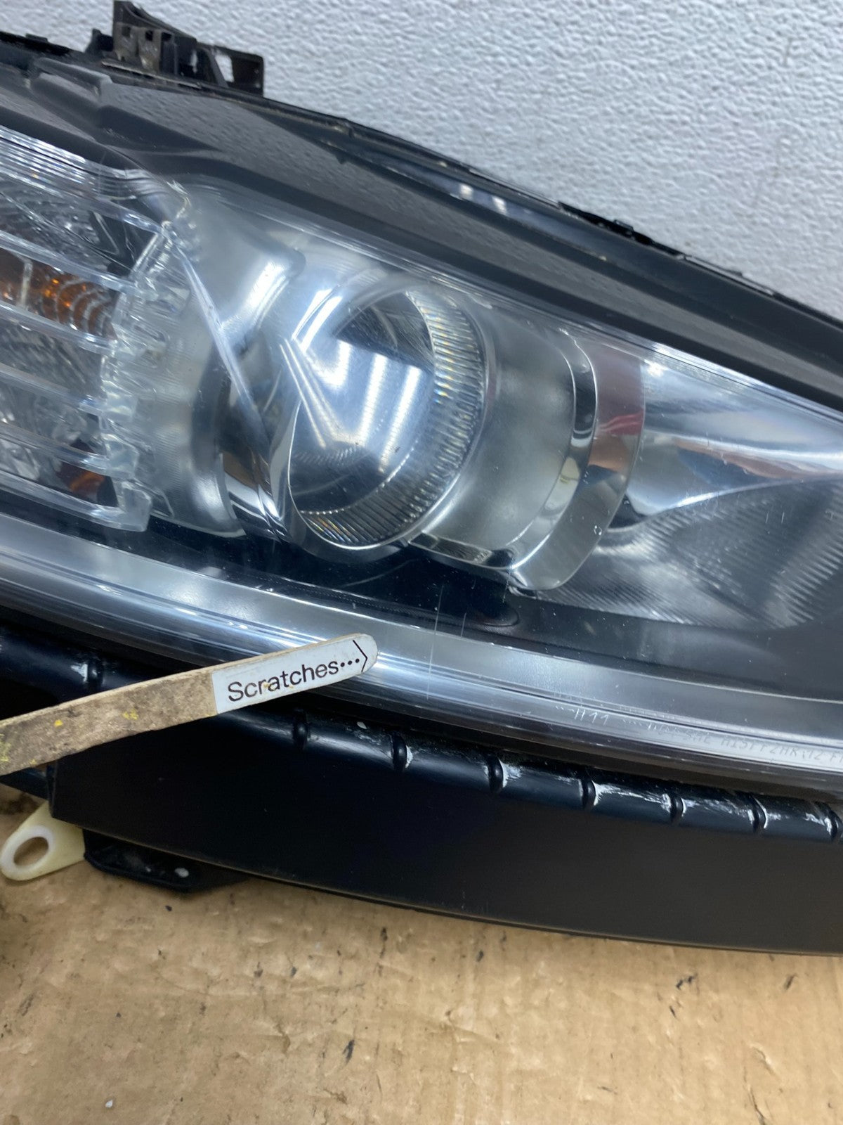 2013 to 2016 Ford Fusion Right Passenger Rh Side Headlight AC7729 DW3