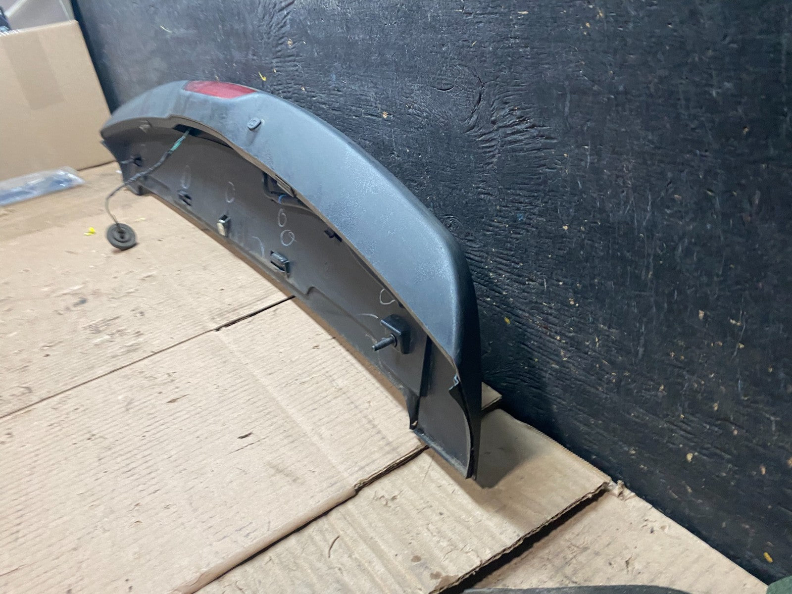 2007 to 2010 Jeep Compass Spoiler 3RD Third Break Light Rear OEM W2490 DG8