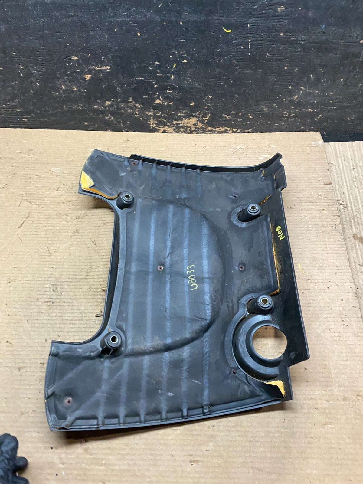 2002 to 2005 Hyundai Sonata 2.4L Engine Trim Cover Oem V9310 DG6