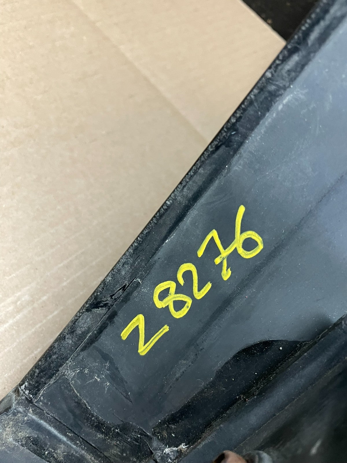 1984 to 1992 Pontiac Firebird Right Passenger Side Sunroof Top Glass Z827611