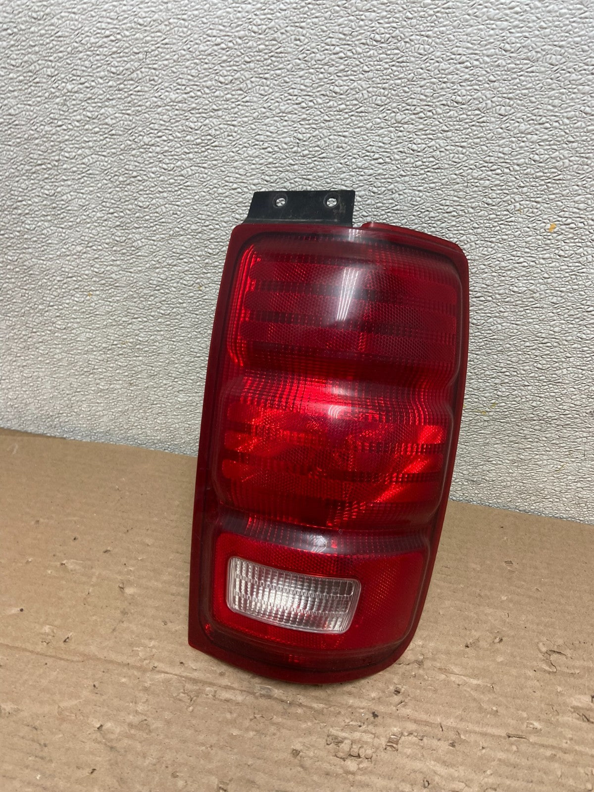 1997 to  2002 Ford Expedition Right Passenger RH  Tail light OEM AB1504 LK0