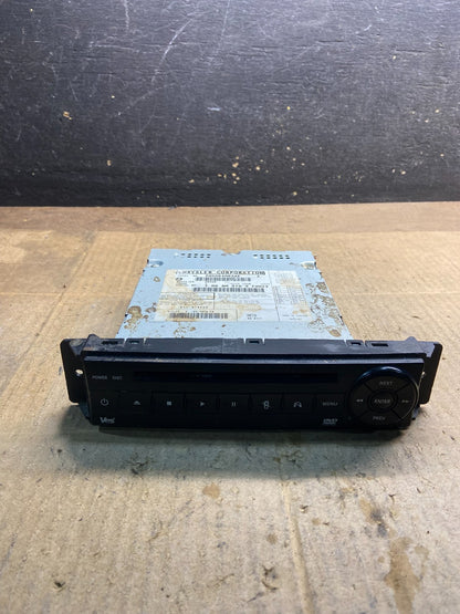 2008 to 2012 Chrysler Town Country DVD Player Receiver OEM Y7314 DG0