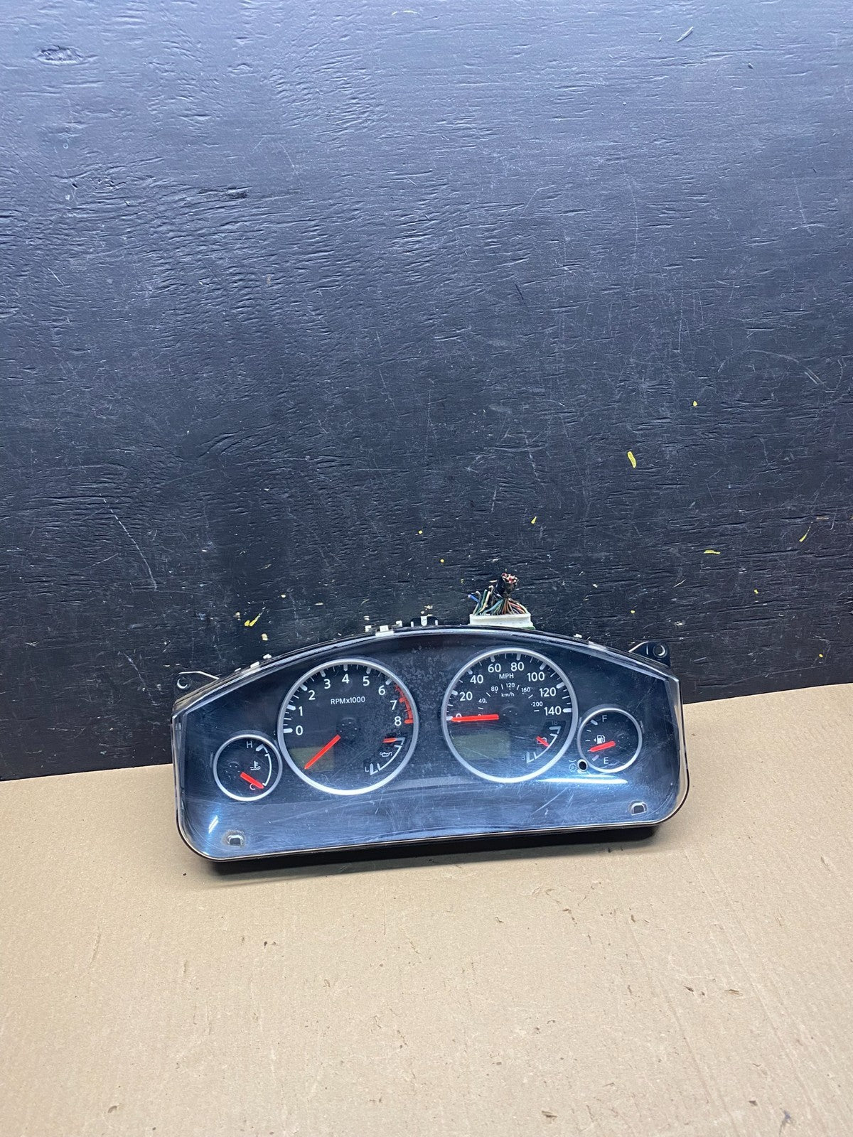 2005 Nissan Pathfinder Speedometer Cluster Gauge OEM q6969 DG0